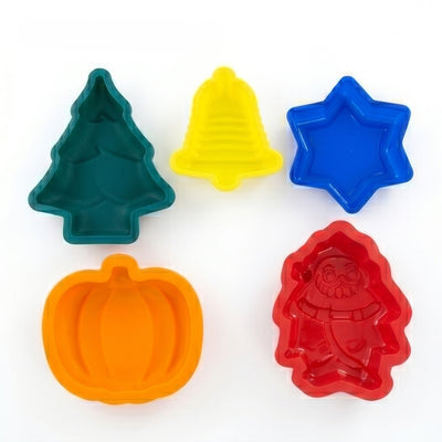Carefree Kitchen Mini Silicone 5-piece Holiday Bakeware