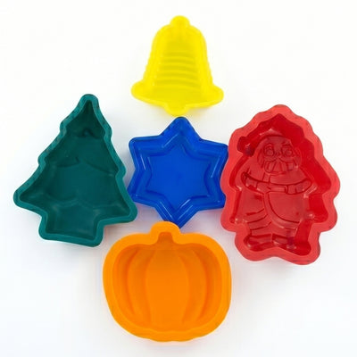 Carefree Kitchen Mini Silicone 5-piece Holiday Bakeware
